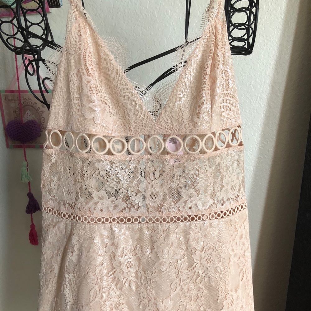 NTW Victoria’s Secret Sleeping Dress - Picture 2 of 3